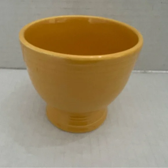 Vintage‎ Fiesta Fiestaware Yellow Egg Cup